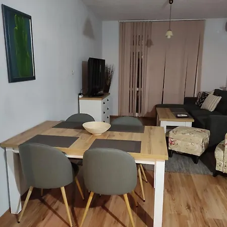 Apartment Двустаен Апартамент За Гости На Гр. Бургас.